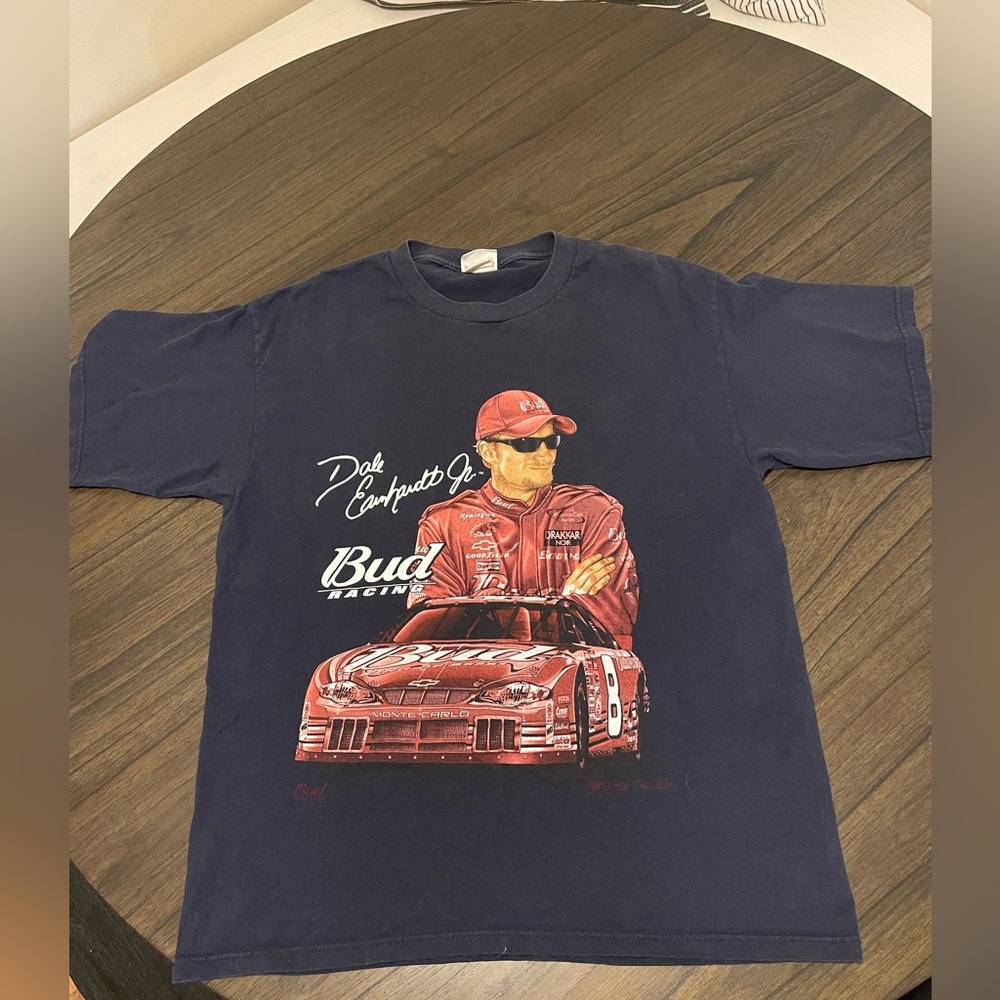 Y2k Dale Earnhardt tee size L in good condition 8.5/10